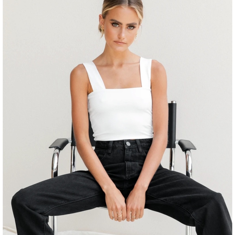 White crop top